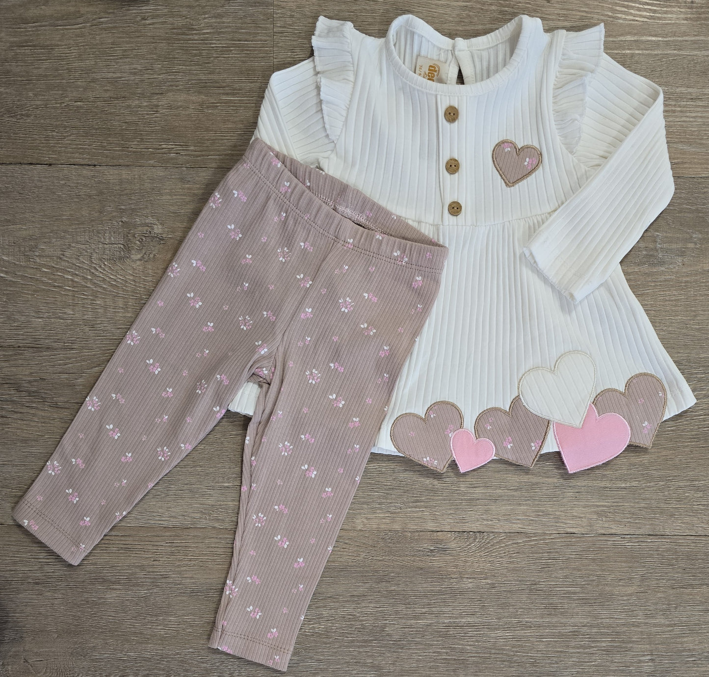 Ensemble fille 2 pièces cœurs – 9 à 24 mois ref 6686