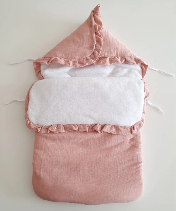 Nid d’ange rose corail de 0 à 6 mois gaze de coton pour cosy et poussette ref 160