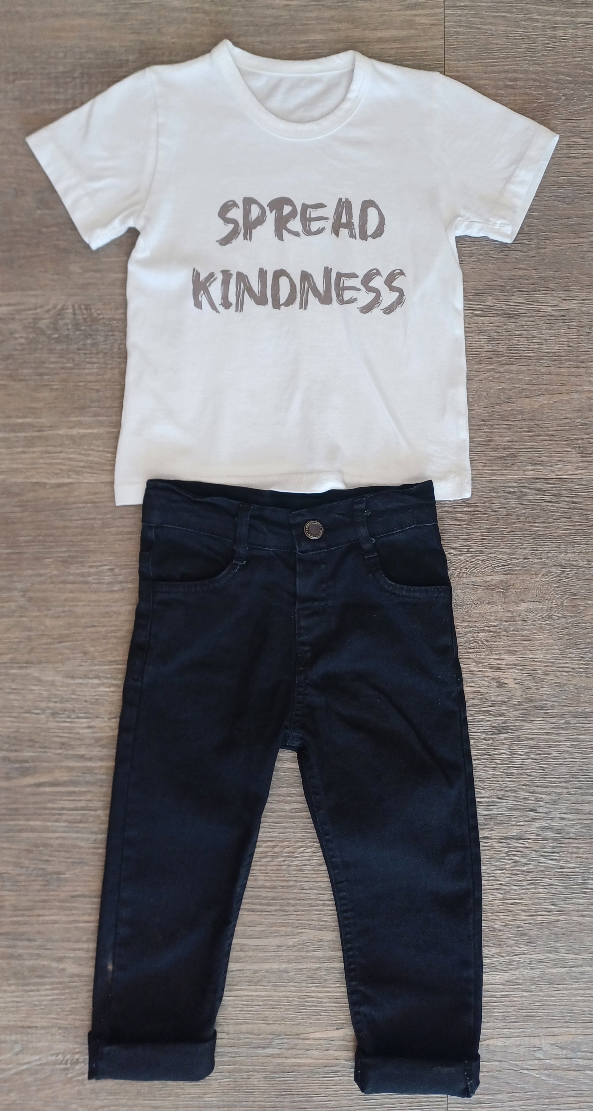 Ensemble garçon dernière taille 2 ans "Spread Kindness" blanc & jean noir ref 9191 ALL FOR KIDS