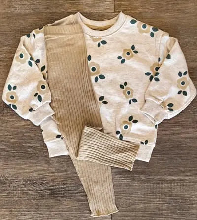 Ensemble fille sweat fleurs + legging côtelé doux taille de 3 à 6 ans ref 5481 ALL FOR KIDS