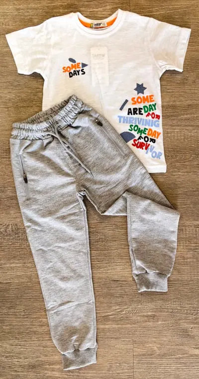Ensemble garçon 4-7 ans : t-shirt coton + jogging gris ou beige ref 0612 ALL FOR KIDS