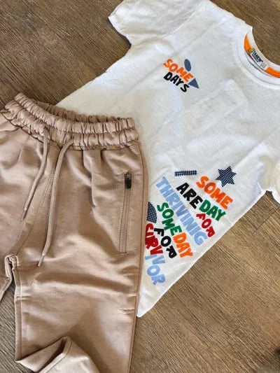 Ensemble garçon 4-7 ans : t-shirt coton + jogging gris ou beige ref 0612 ALL FOR KIDS