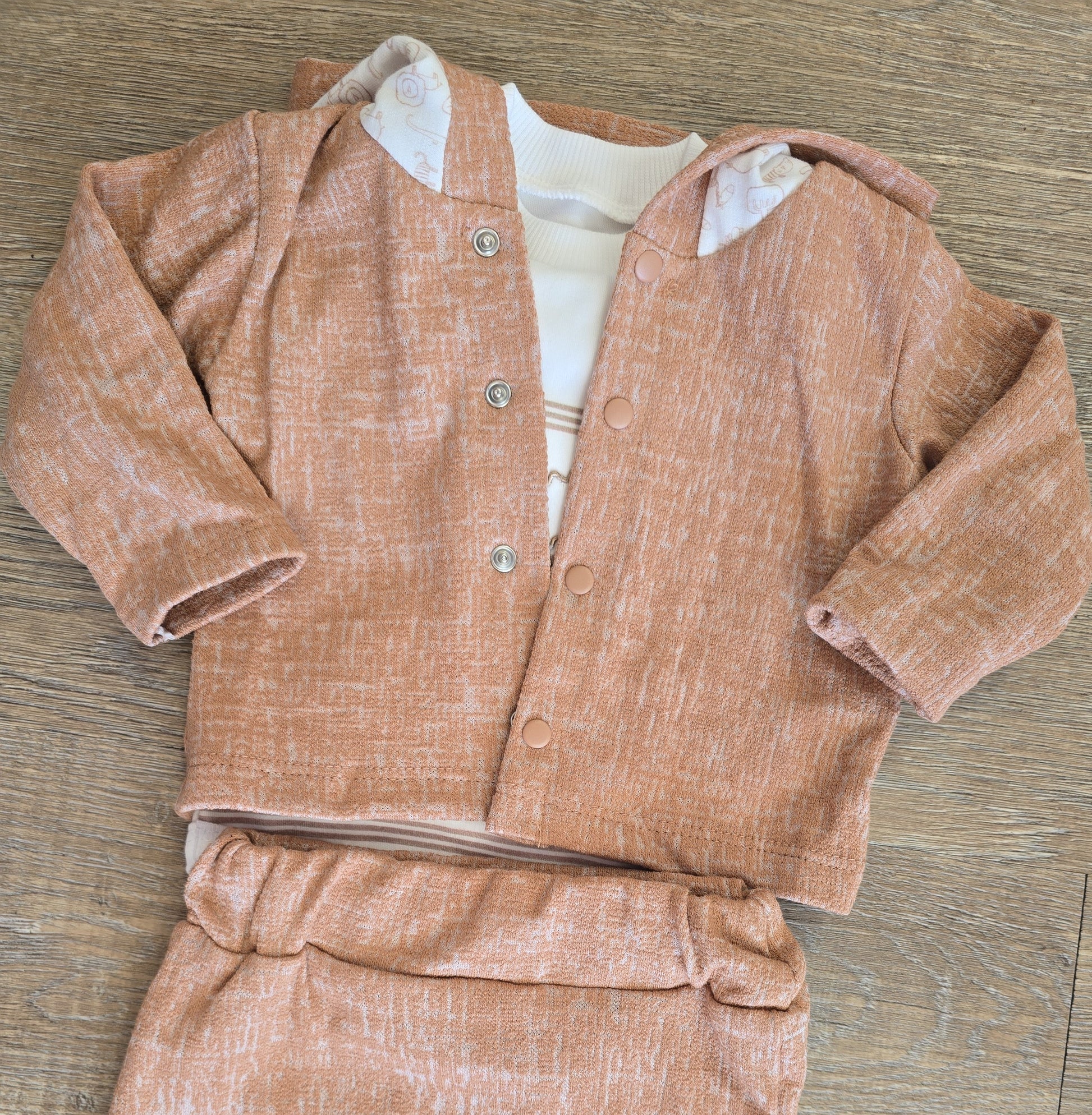 Ensemble bébé 3 pièces crocodile coton taille de 0 à 6 mois ref 2232 ALL FOR KIDS