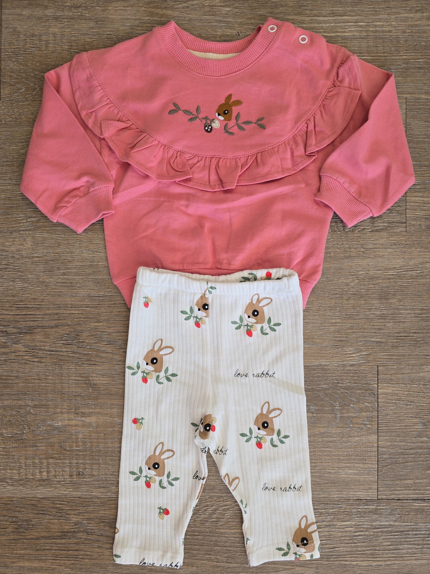 Ensemble bébé fille lapin coton volanté taille de 6 à 18 mois ref 07131 ALL FOR KIDS