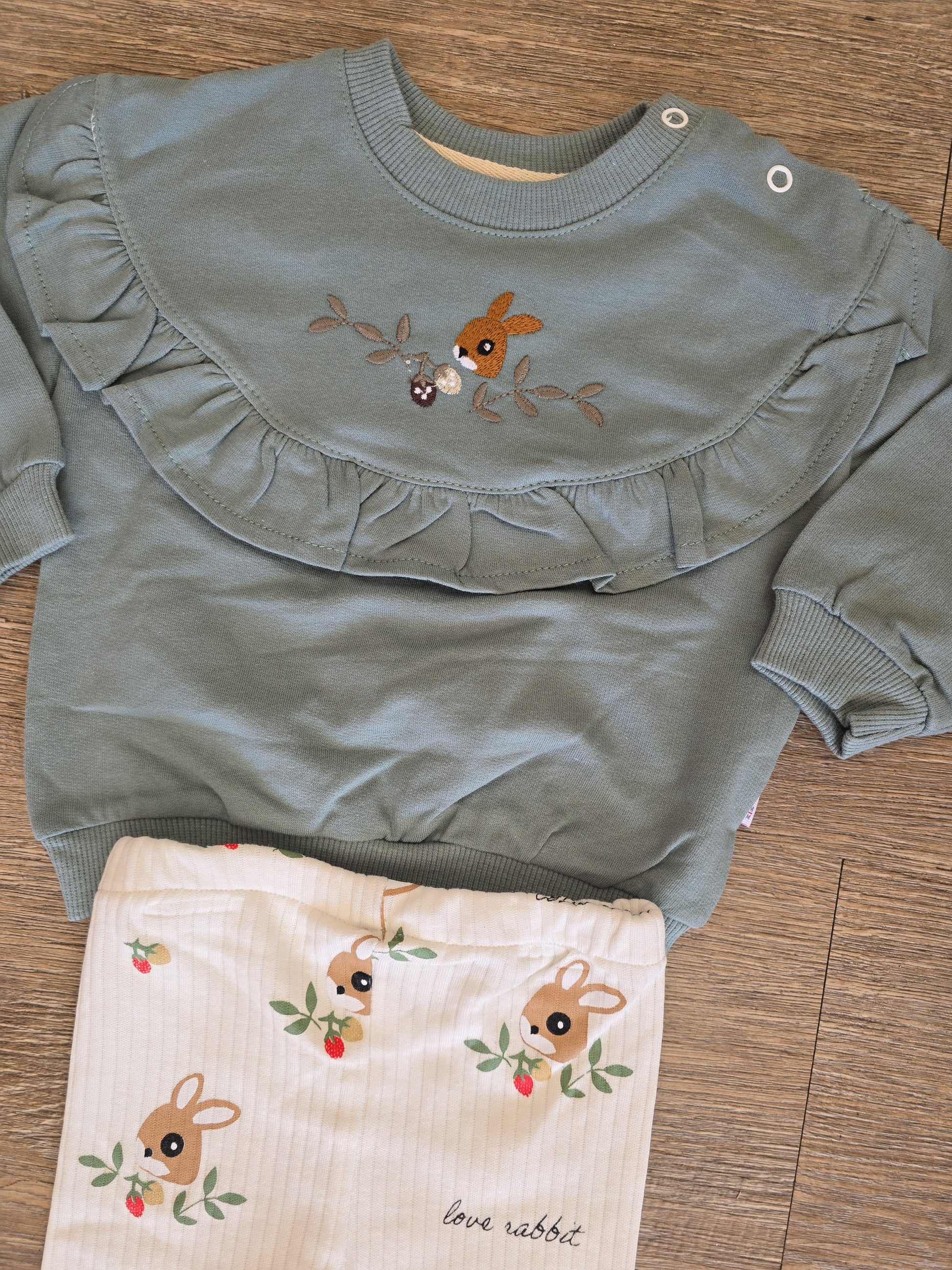 Ensemble bébé fille lapin coton volanté taille de 6 à 18 mois ref 07131 ALL FOR KIDS