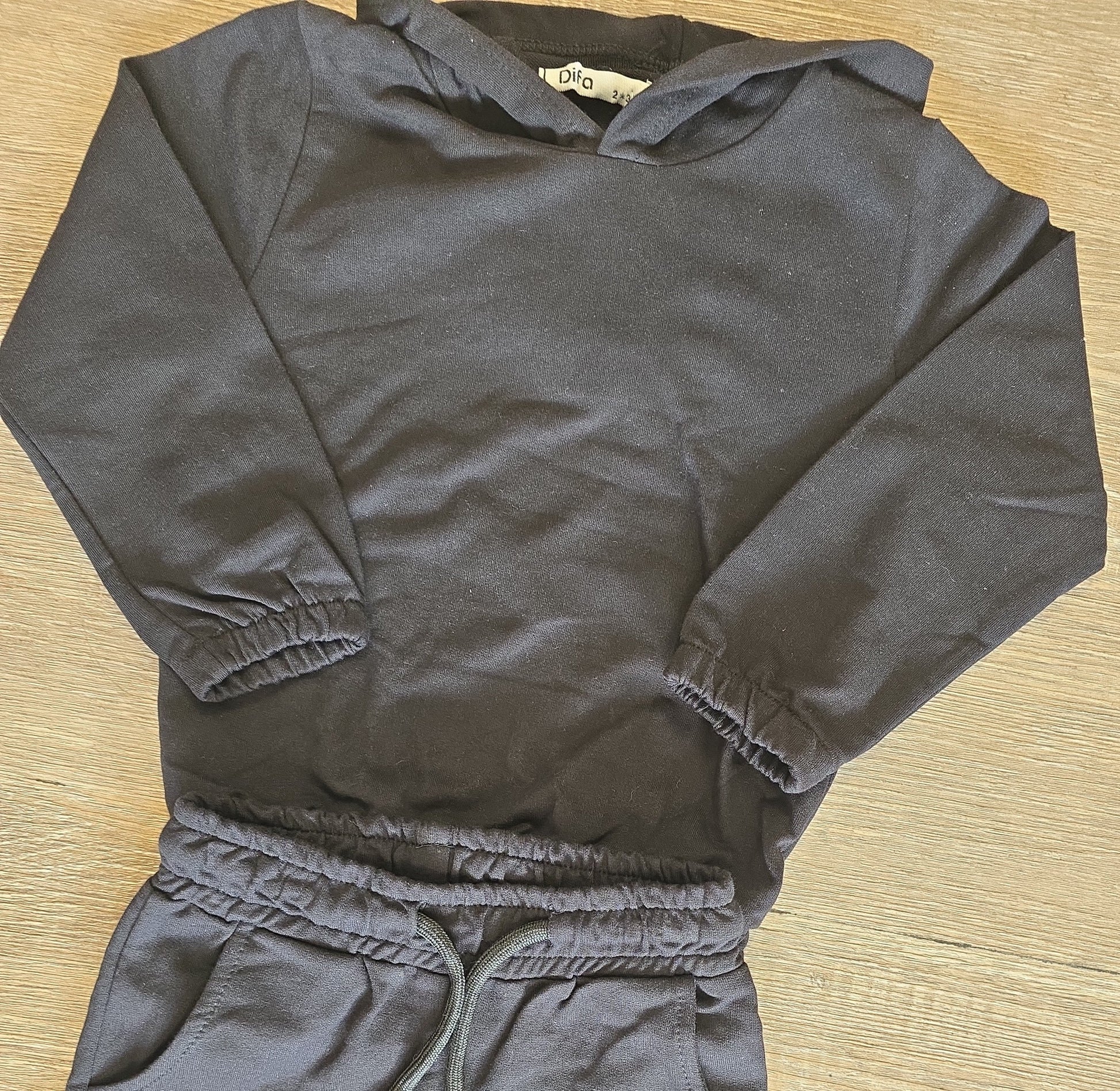 Jogging garçon coton avec capuche Noir ou gris taille de 2 à 5 ans ref 2225 ALL FOR KIDS