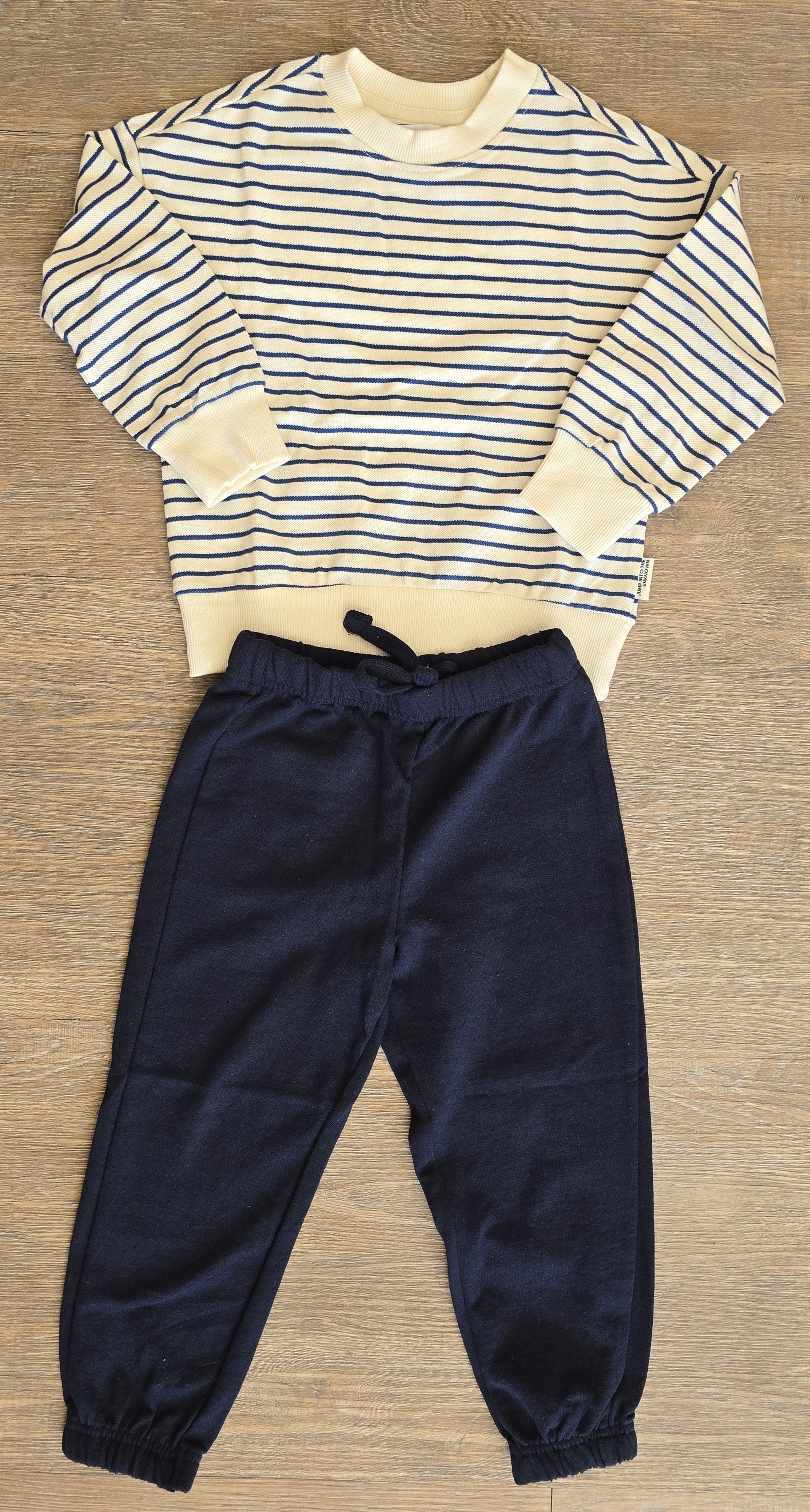 Ensemble garçon pull marinière et jogging bleu taille de 3 à 5 ans ref 449 ALL FOR KIDS