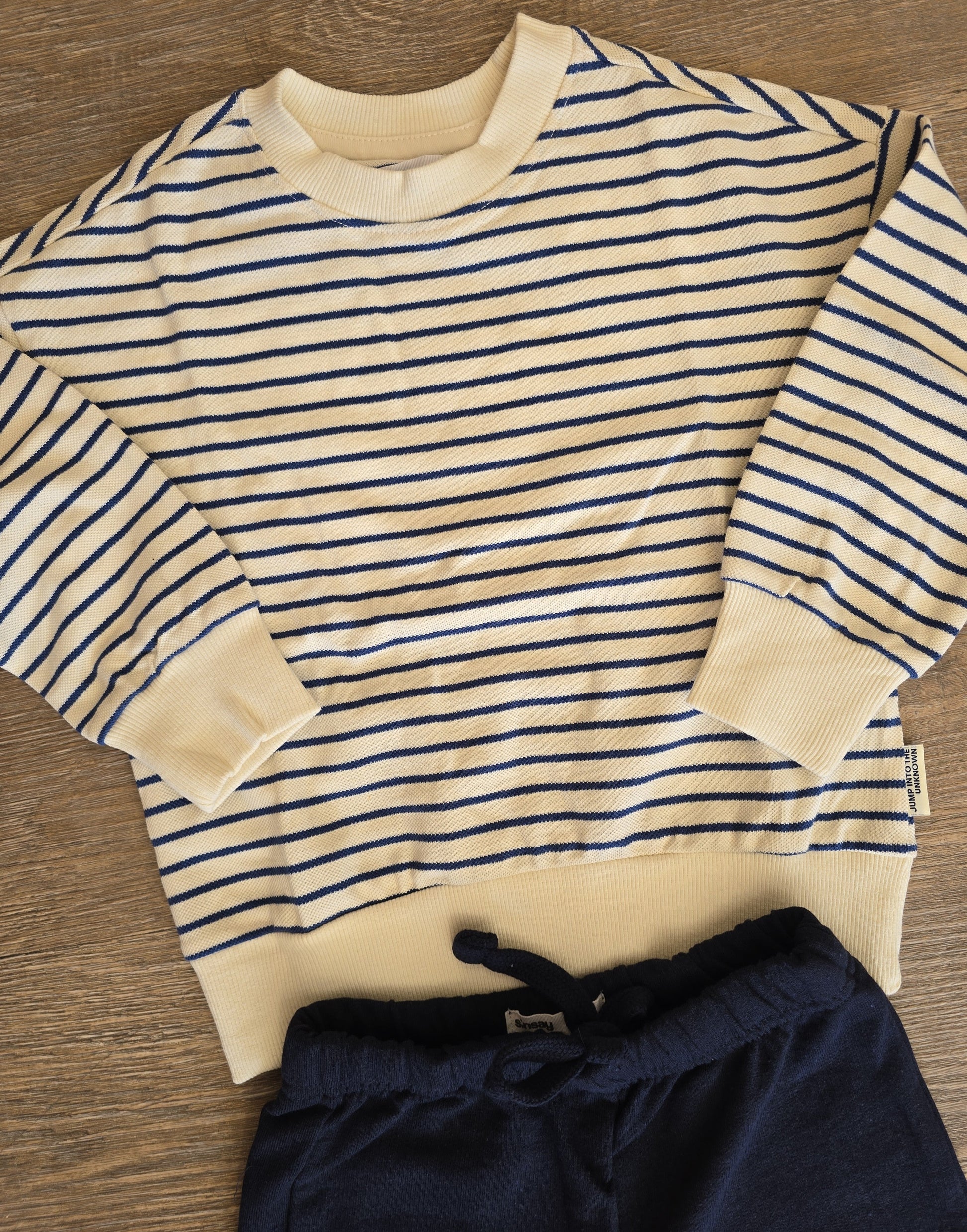 Ensemble garçon pull marinière et jogging bleu taille de 3 à 5 ans ref 449 ALL FOR KIDS