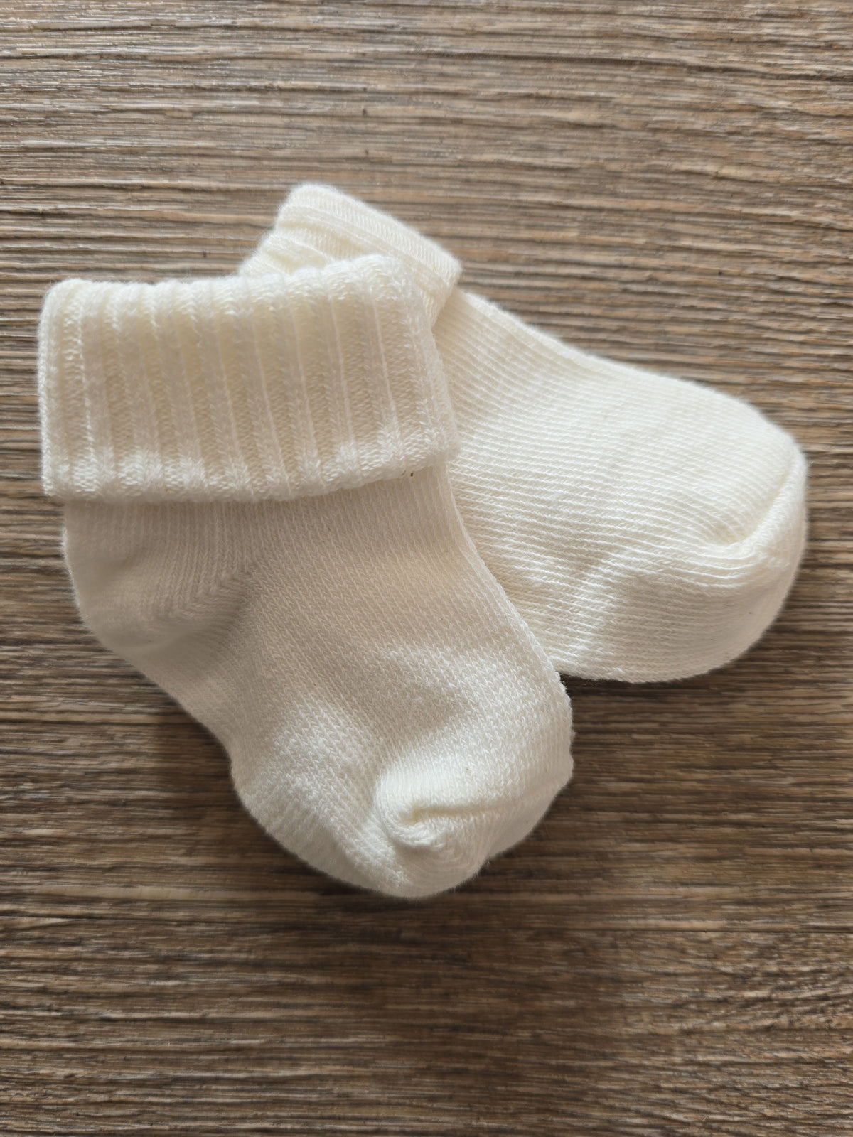 Chaussettes bébé en coton écru taille 3 à 6 mois
