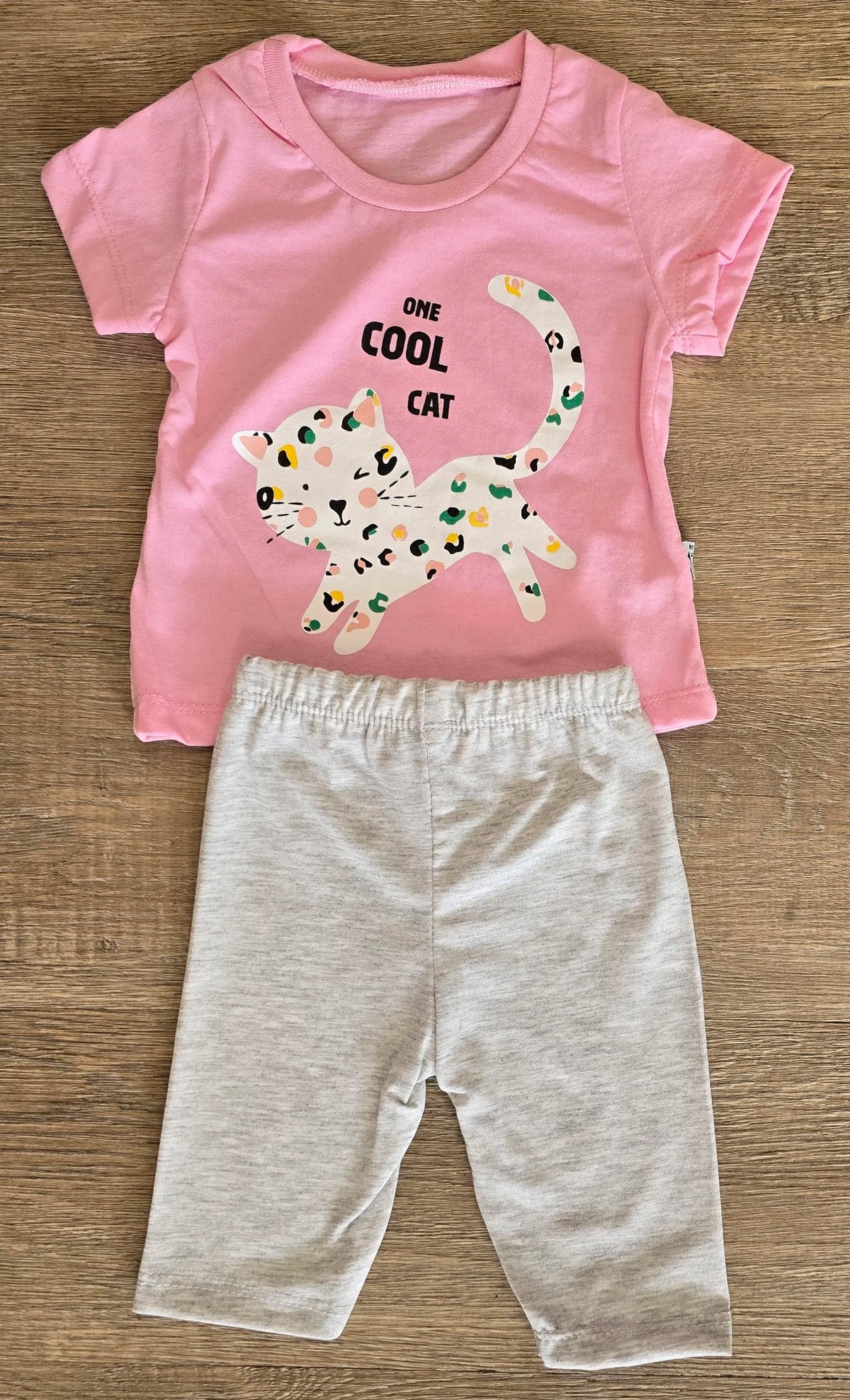 Ensemble bébé fille rose foncé petit chat avec pantalon gris