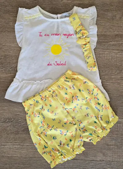 Ensemble été fille dernière taille 3 ans Tee-shirt, short fleuri volanté avec bandeau ref 9876 ALL FOR KIDS