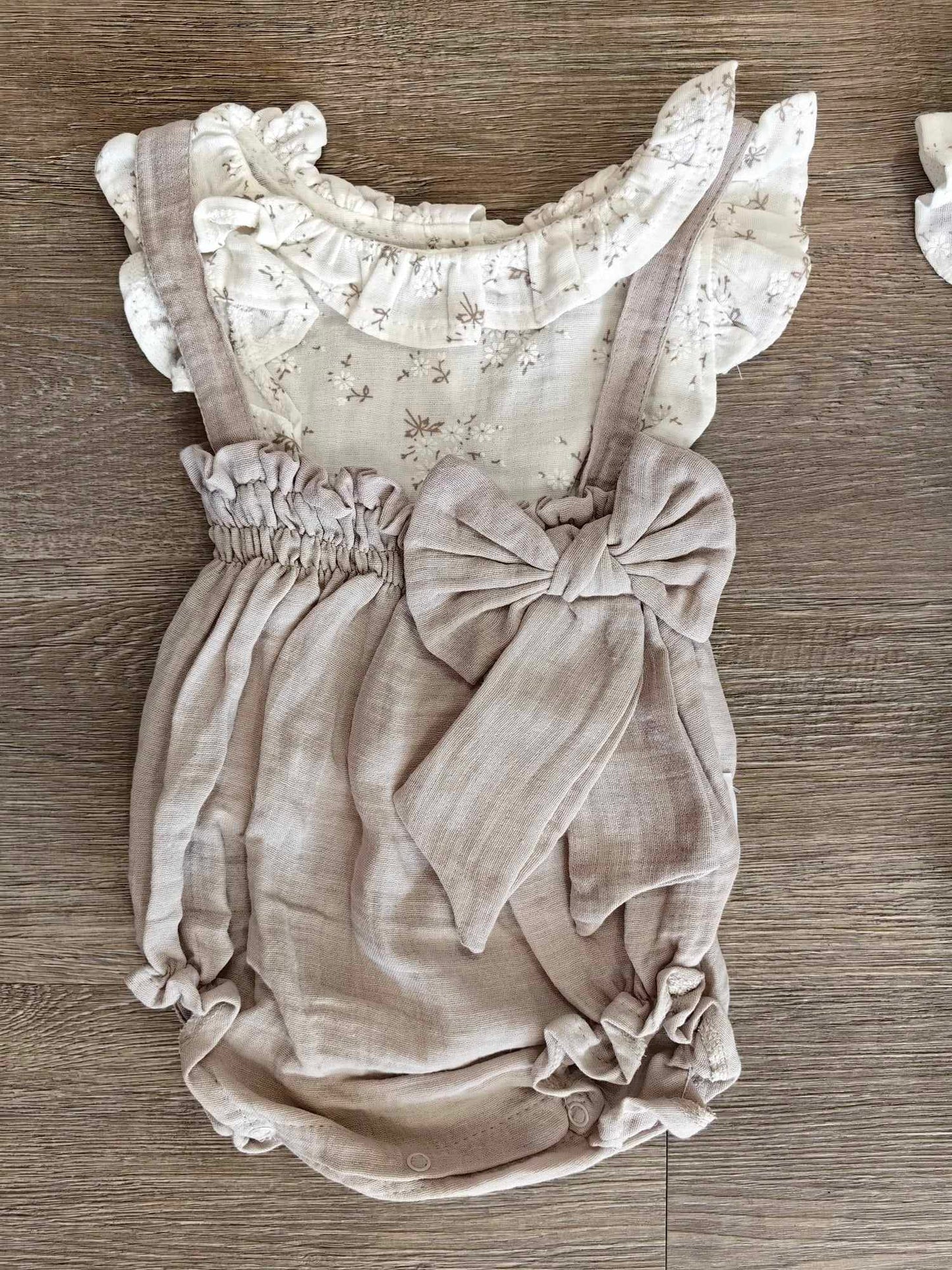 Grenouillère fille ref 1096