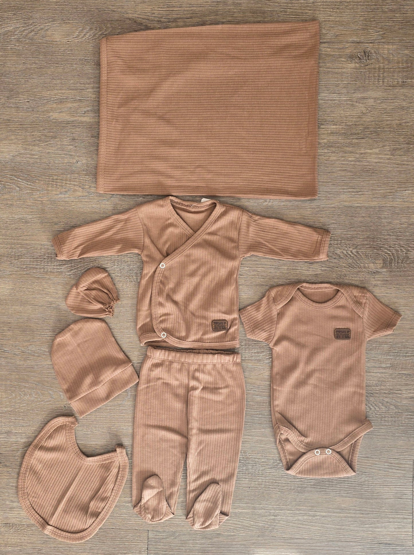 Coffret naissance blanc 7 pièces bébé 100% Coton doux 0/3 mois ref 1349 (Copie) ALL FOR KIDS