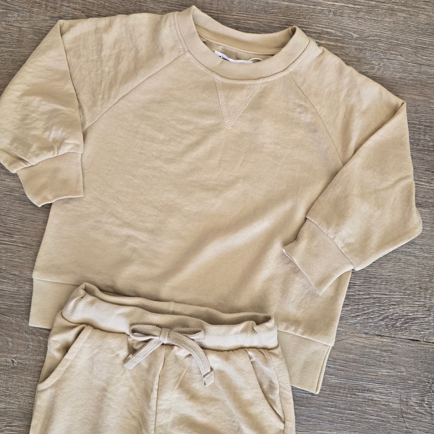 Ensemble garcon 100 % coton beige taille de 2 à 5 ans ref 824 ALL FOR KIDS