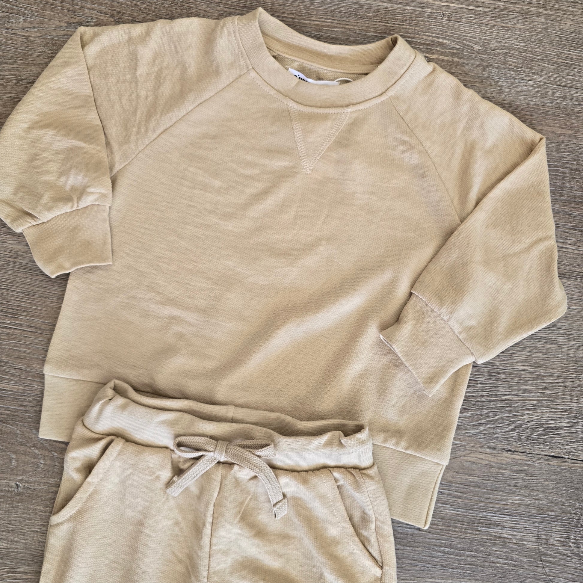 Ensemble garcon 100 % coton beige taille de 2 à 5 ans ref 824 ALL FOR KIDS
