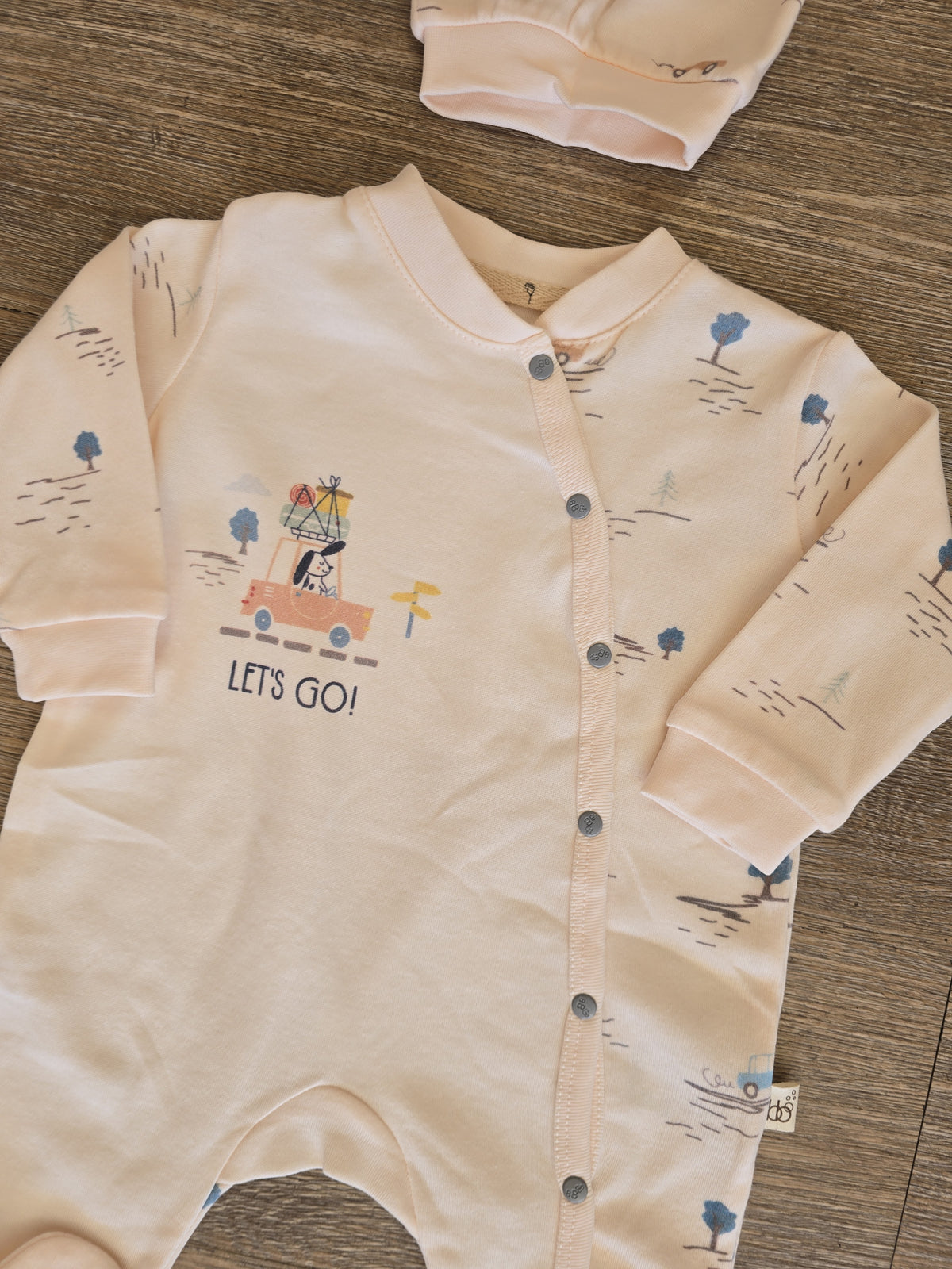 Pyjama bébé garçon voiture avec bonnet en coton – détail