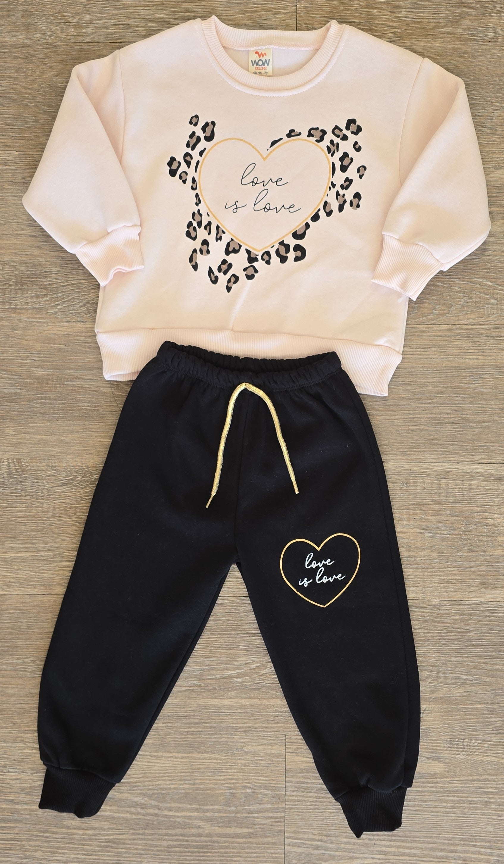 Ensemble de jogging rembourré fille "Love is Love" léopard taille de 1 à 4 ans ref 0748 ALL FOR KIDS