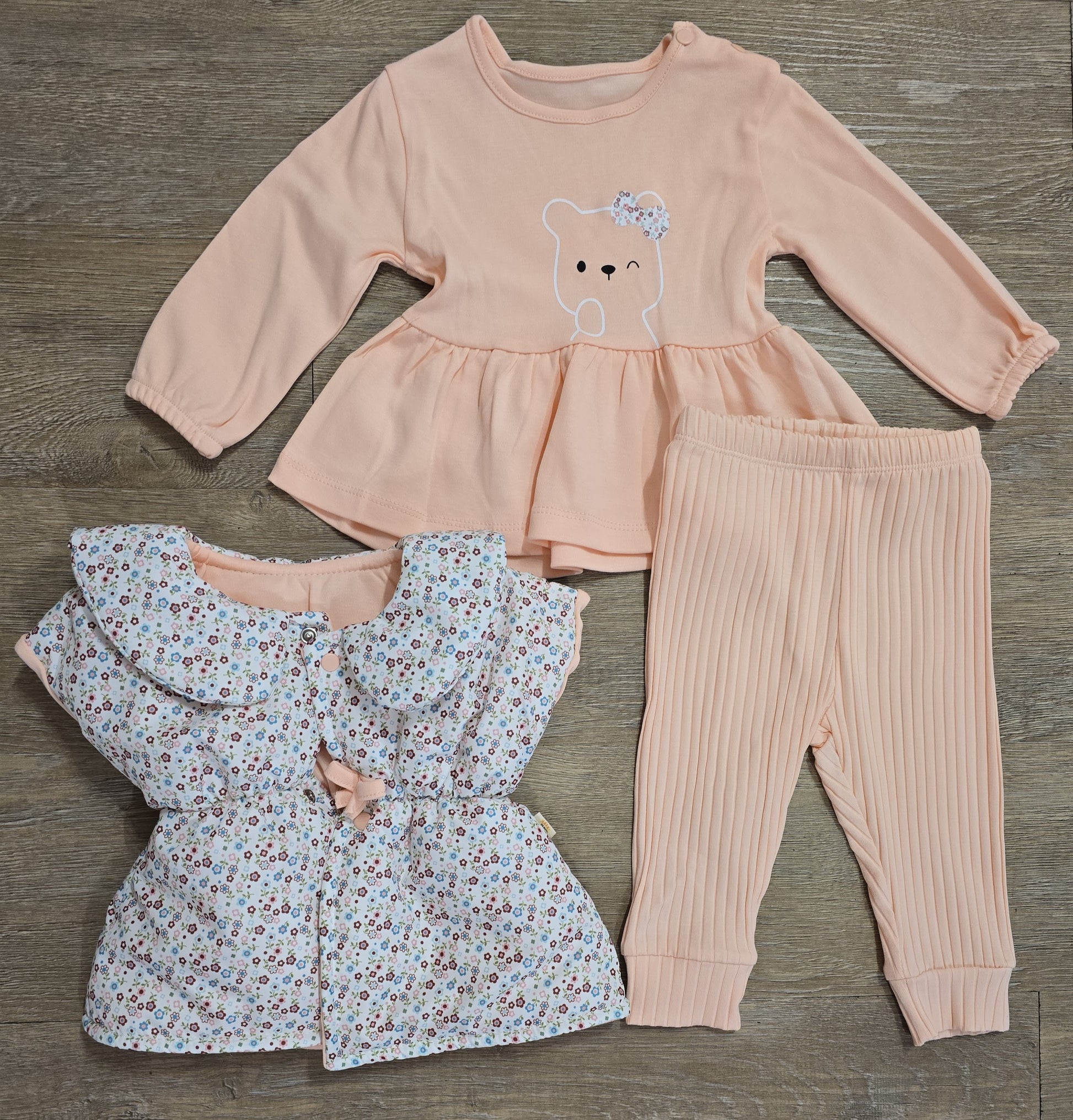 Ensemble fille 3 pièces rose poudré avec doudoune taille de 3 à 9 mois 100% coton ref 162 ALL FOR KIDS