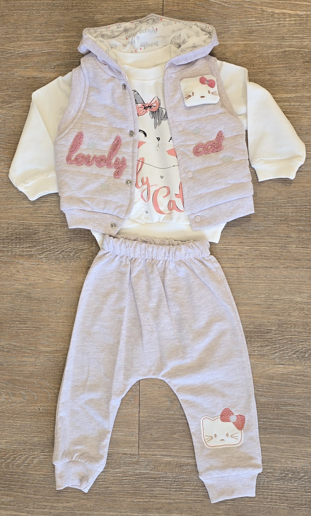 Ensemble bebe fille 3 pieces manteau sans manche tee-shirt et pantalon taille 9-18 mois ALL FOR KIDS