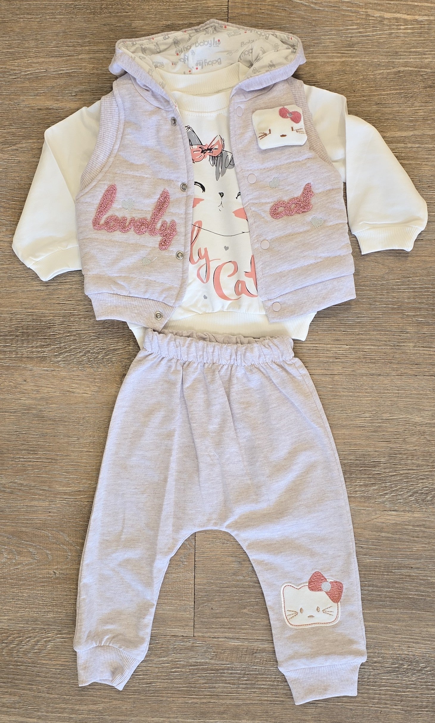 Ensemble bebe fille 3 pieces manteau sans manche tee-shirt et pantalon taille 9-18 mois ALL FOR KIDS