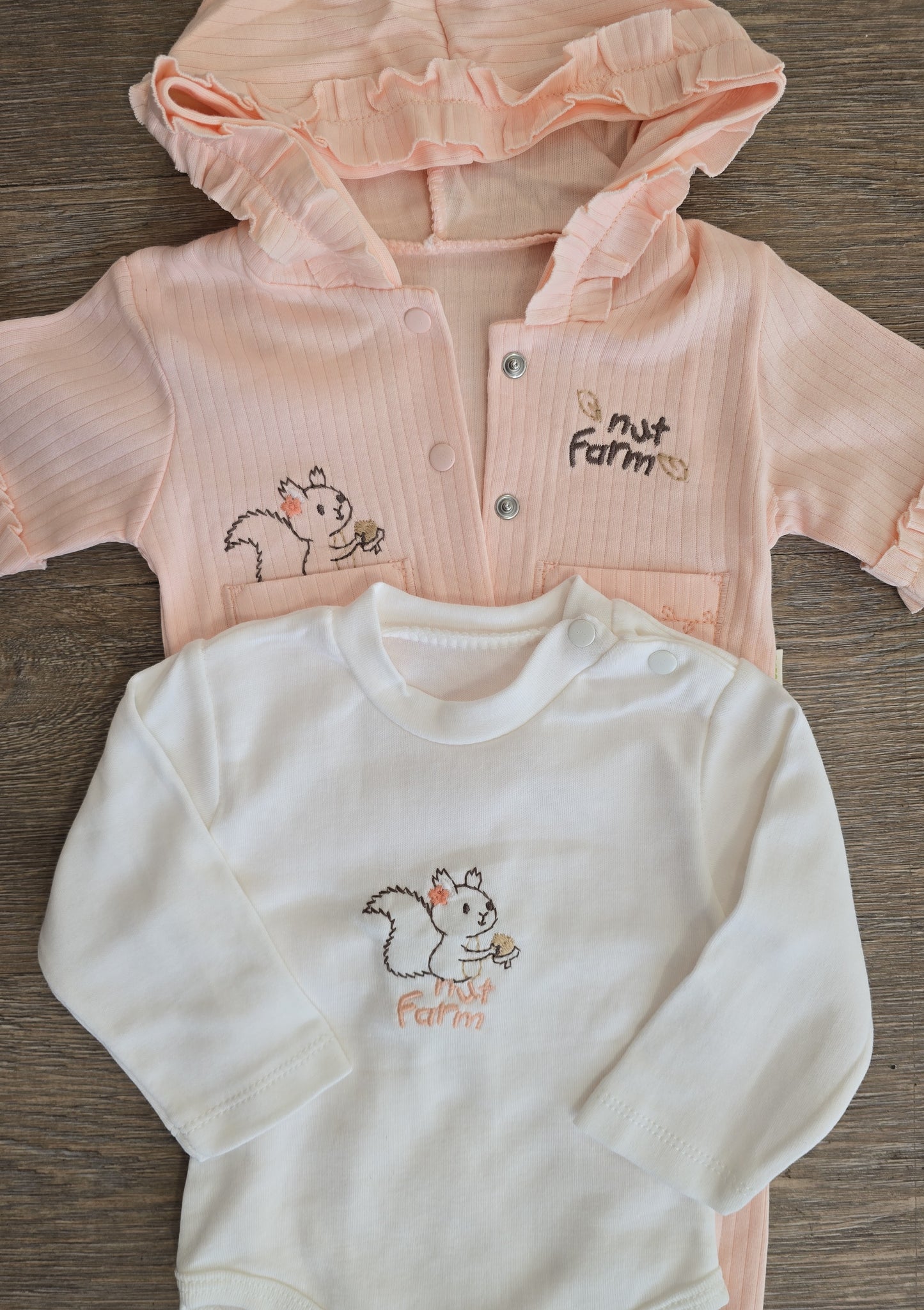 Ensemble bébé fille 3 pièces rose taille de 3 à 9 mois ref 124