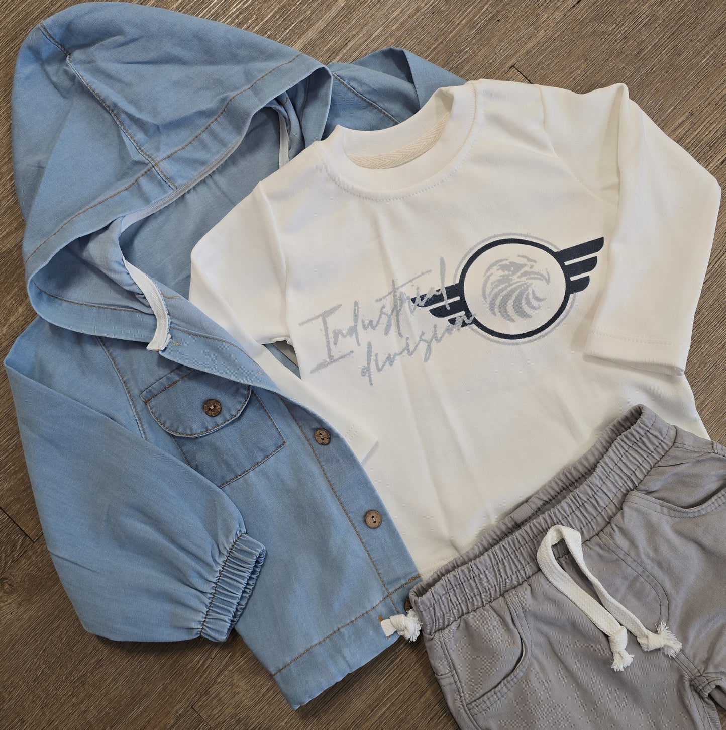 Ensemble bébé garçon veste bleu tee-shirt et pantalon taille de 6 à 18 mois 100% coton ref 6063
