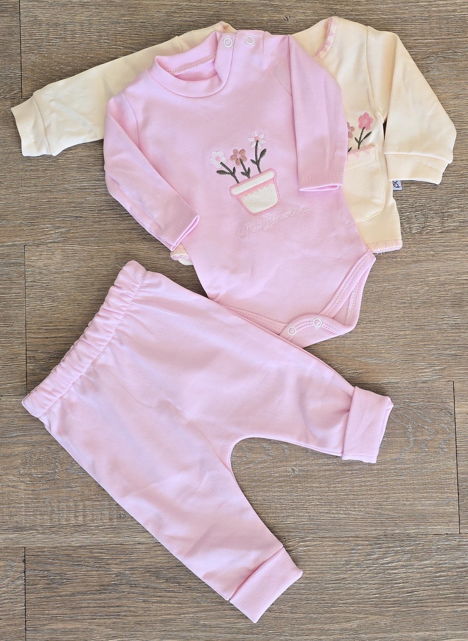 Ensemble bébé coton – Gilet brodé, body et pantalon – 0 à 9 mois ALL FOR KIDS