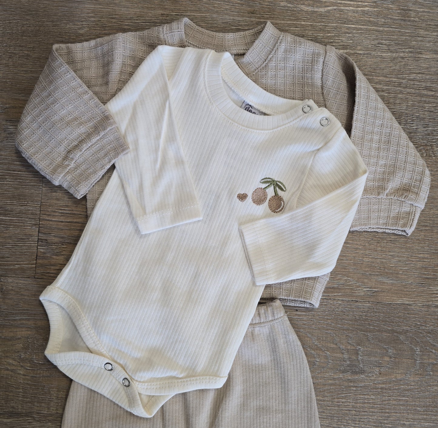 Ensemble bébé fille 3 pièces taille de 3 à 19 mois ref 6865 ALL FOR KIDS