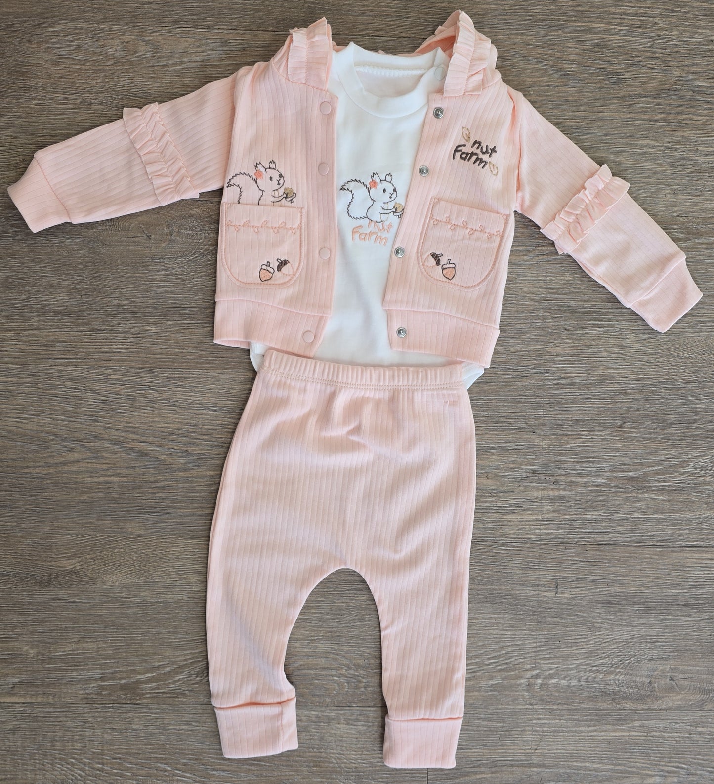 Ensemble bébé fille 3 pièces rose taille de 3 à 9 mois ref 124