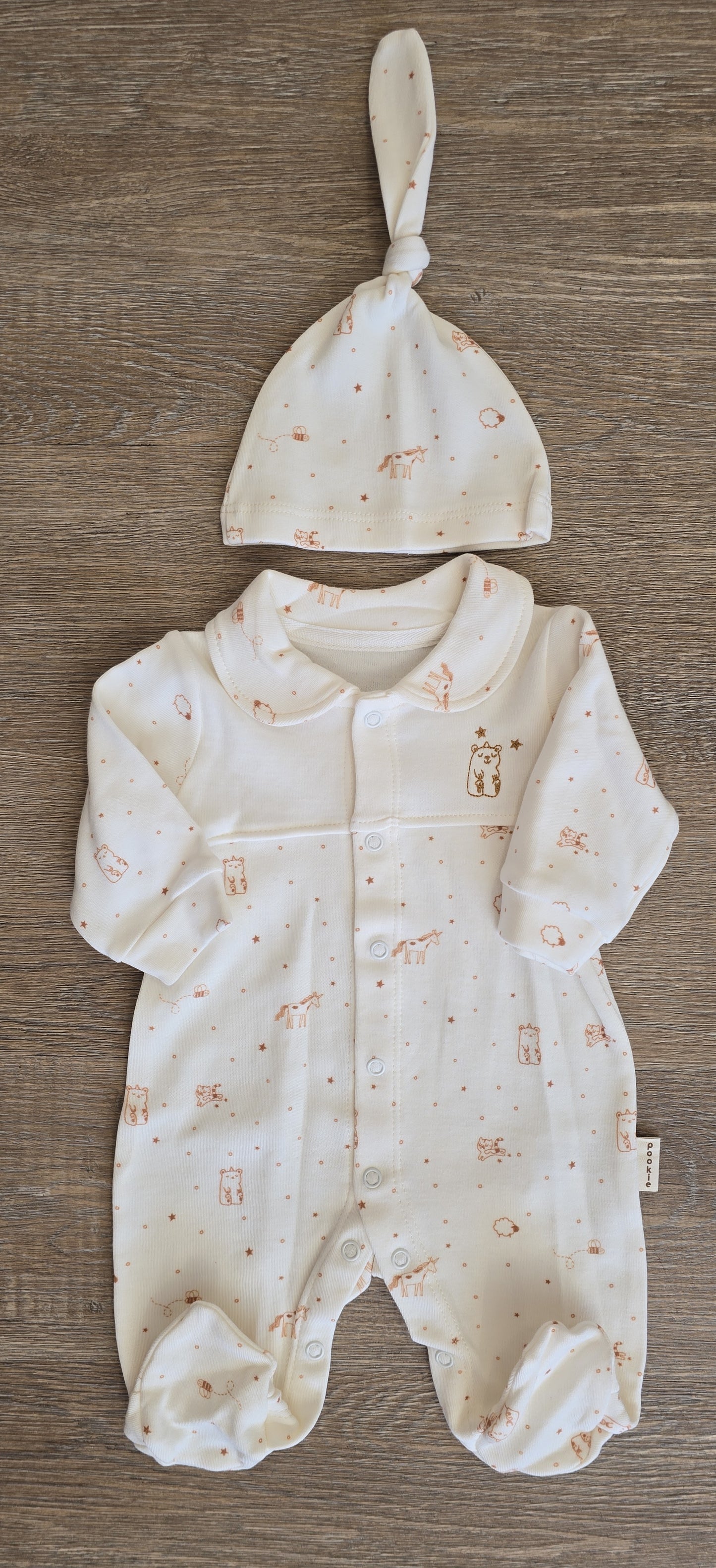 Pyjama bébé fille à col claudine  avec bonnet taille de 3 à 9 mois ref 7 ALL FOR KIDS