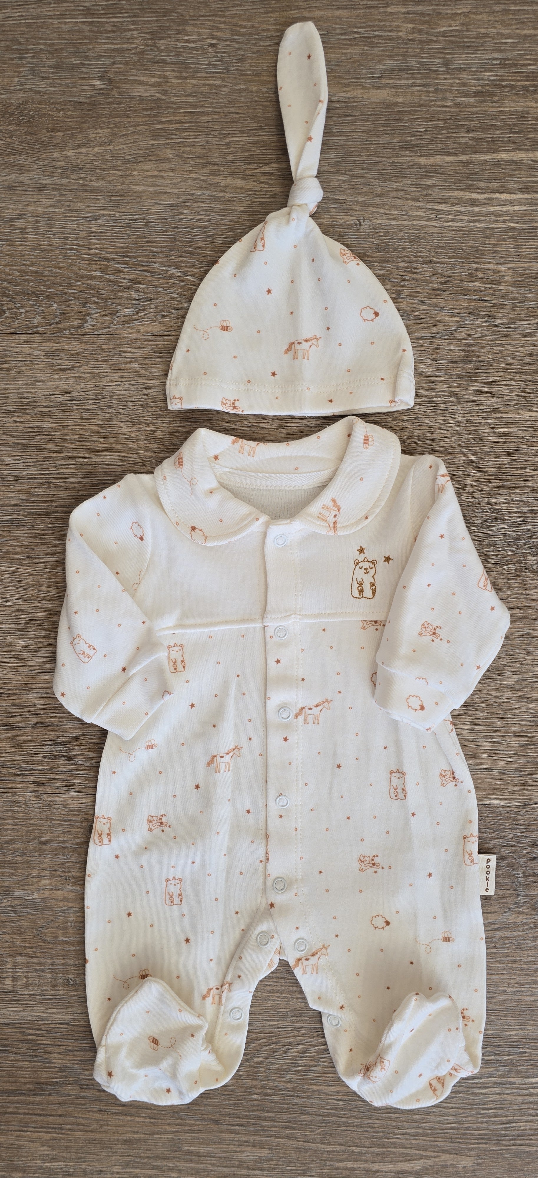 Pyjama bébé fille à col claudine  avec bonnet taille de 3 à 9 mois ref 7 ALL FOR KIDS