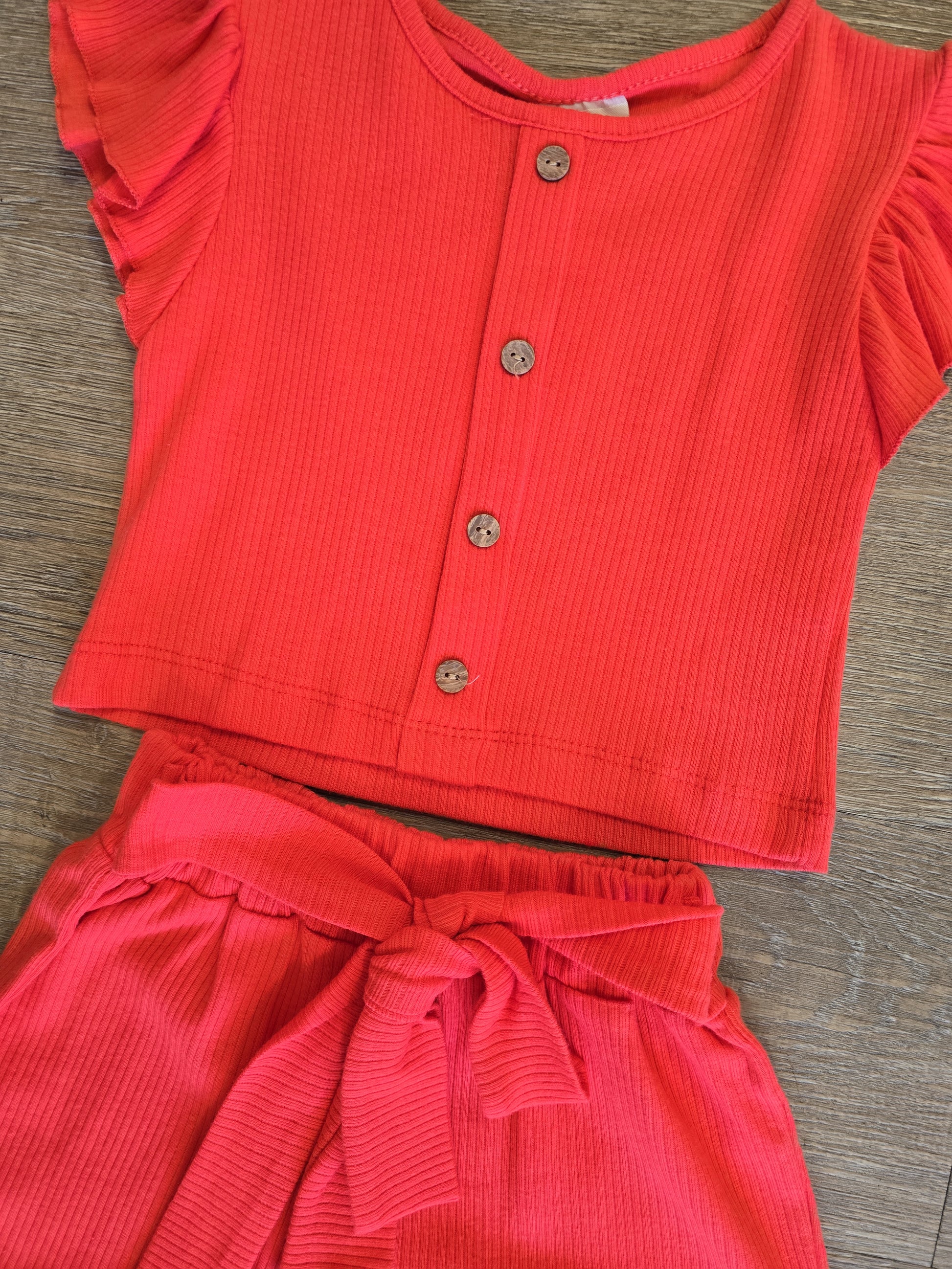 Ensemble tee-shirt et short dernière taille 4 ans ref 2339 ALL FOR KIDS