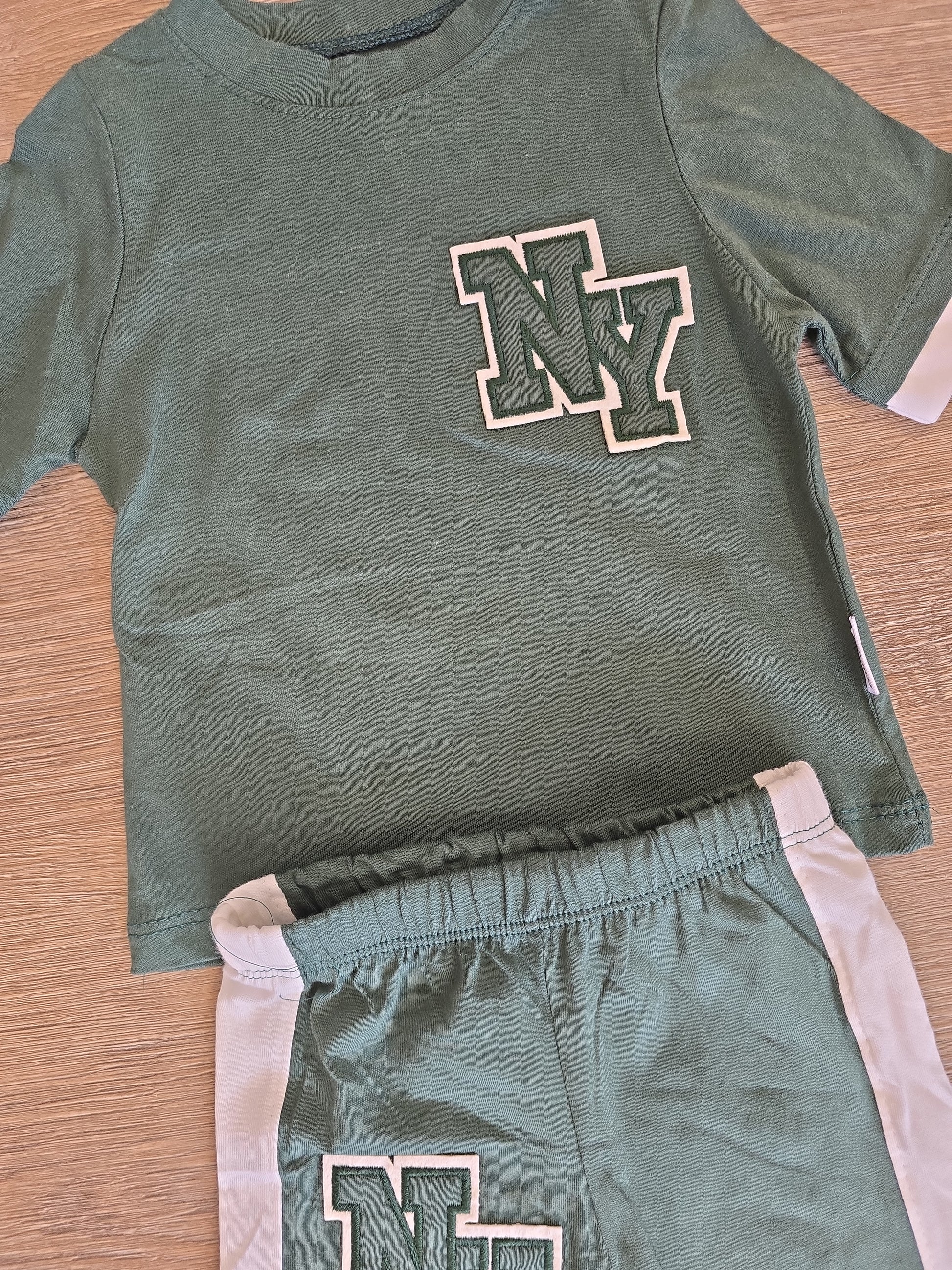 Ensemble bébé garçon NY 100% coton taille de 9 à 24 mois ref 36 ALL FOR KIDS