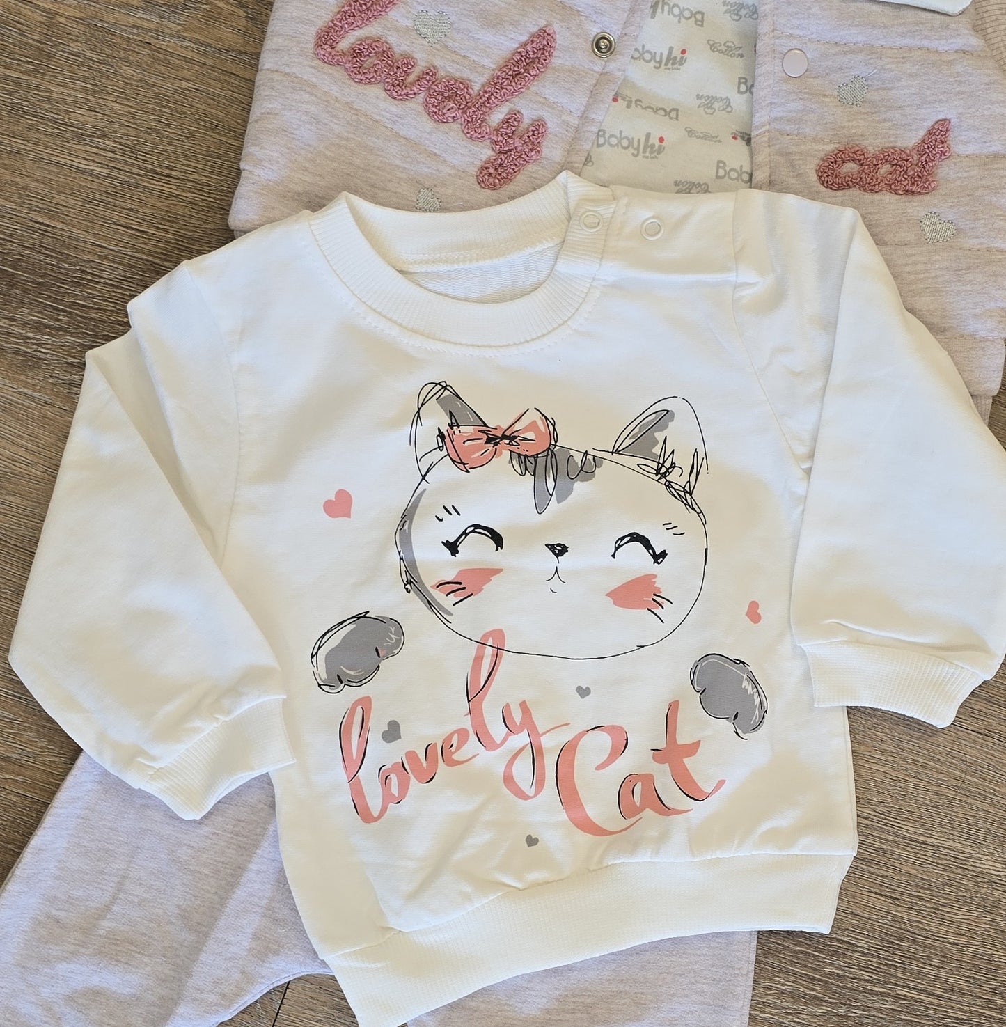 Ensemble bebe fille 3 pieces manteau sans manche tee-shirt et pantalon taille 9-18 mois ALL FOR KIDS