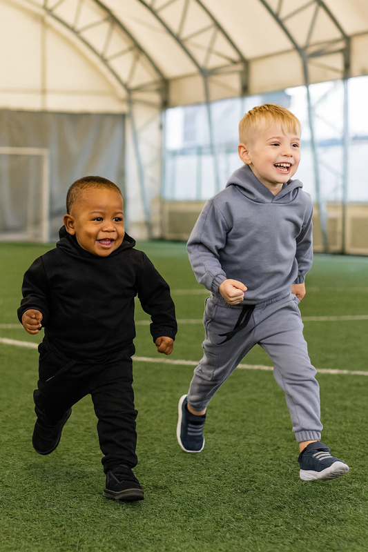 Jogging garçon coton avec capuche Noir ou gris taille de 2 à 5 ans ref 2225 ALL FOR KIDS