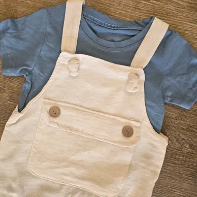 Tenue été bébé garçon tee-shirt bleu ciel et barboteuse beige en lin