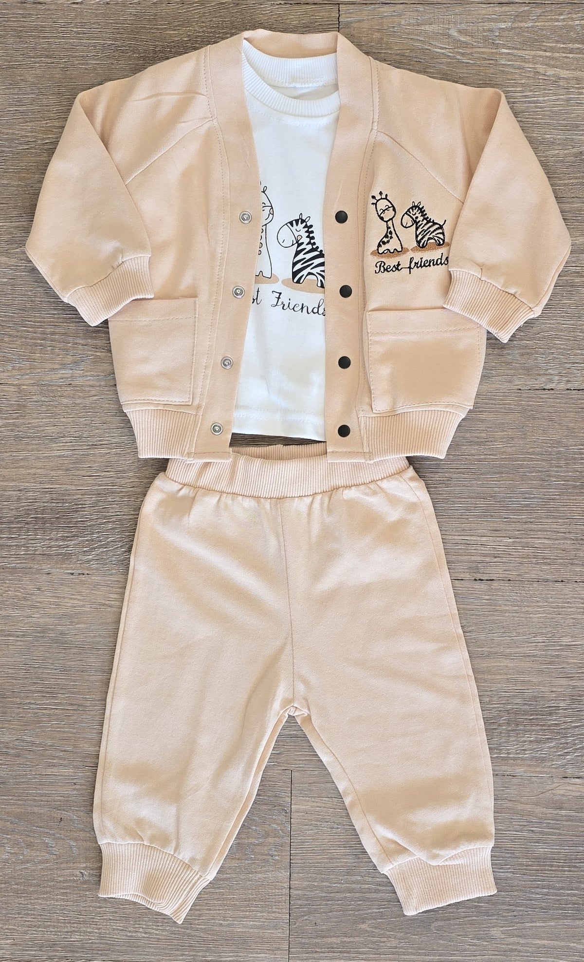Veste beige à boutons-pression de l’ensemble bébé garçon en coton
