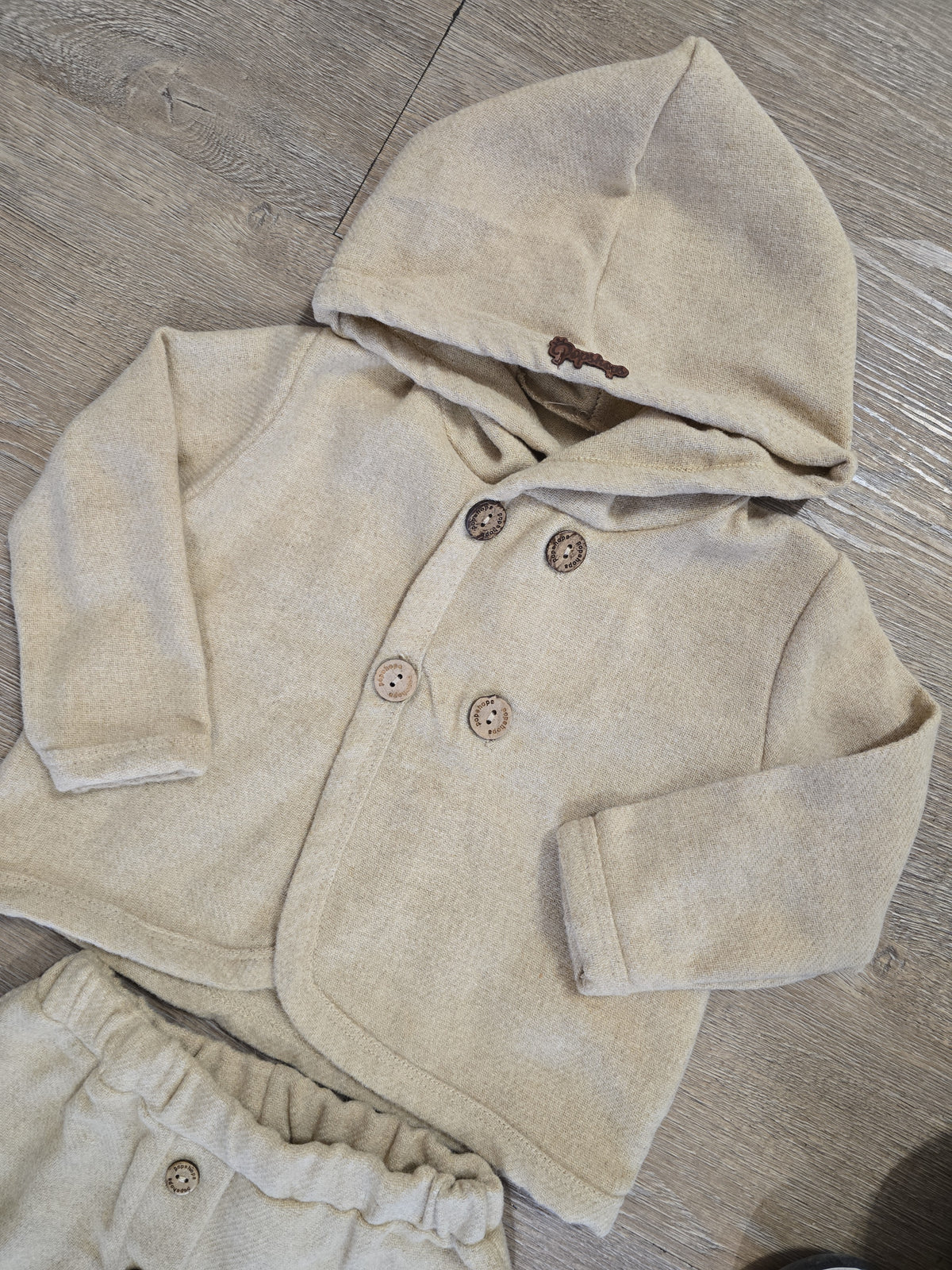 Veste croisée à capuche bébé garçon beige ensemble 2 pièces All for Kids